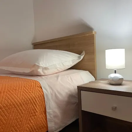 Ivan Apartment *
